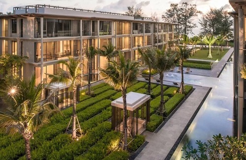 Si Sunthon Apartment | Two Bedroom Luxury Beachfront on Maikhao Beach