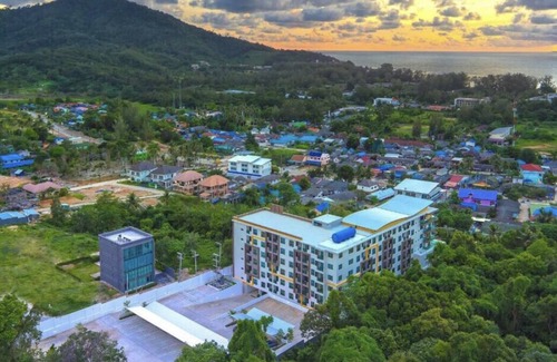 Sa Khu Apartment | Wow 1Br Apt, Pool, Gym, walk to beautiful Nai Yang