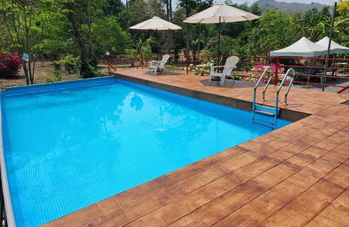 Ko Samrong House | ชายเขาโฮมสเตย์