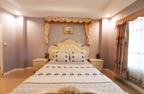 Hua Hin Villa | บ้านพักหัวหิน 15-25 คน สระว่ายน้ำส่วนตัวพร้อมสไลเดอร์