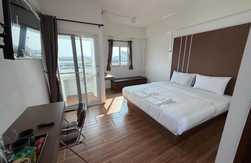 Talat Apartment | ปัญญรัตน์เรสซิเดนซ์