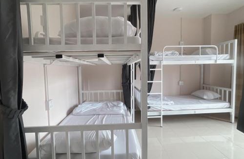 Si Sunthon Hostel | ราไวย์โฮสเทล