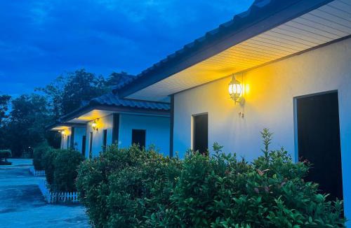 Nong Mamong Resort | สวนไผ่รีสอร์ท
