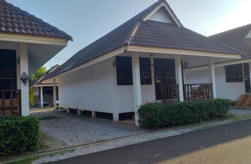 Mae Ram Phueng House | หาดทรายขาวรีสอร์ท