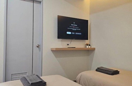 Mueang Samut Prakan District Apartment | โรงแรมดีรูม D Room