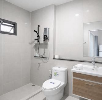 Nongbua Lamphu Hotel | ไทยแลนด์ เพลส โฮเทล หนองบัวลำภู Thailand Place Hotel Nong Bua Lam Phu