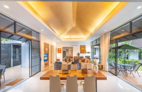 Si Sunthon Villa | 卡图精品五卧高尔夫场别墅