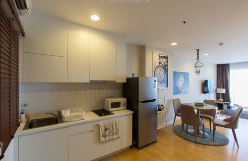 Hua Hin Condo | 1703 - Luxury 2-Bedroom Condo High Floor with Ocean Views in Cha-am, Thailand