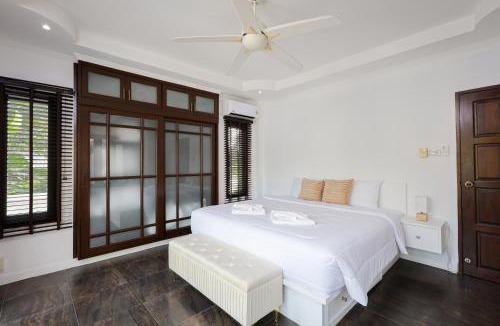 Cherngtalay Villa | 2,5BR Tropical Lakeview Villa I Bangtao Beach