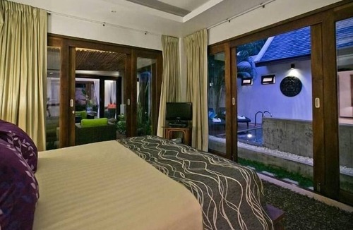 Mae Nam Villa | 2 Bedroom Pool Villa 3 mins walk to beach