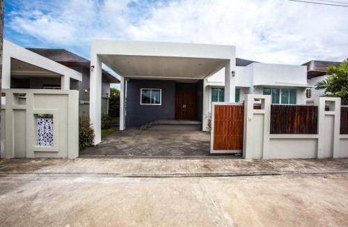 Thep Kasattri Villa | 232 m² Villa ∙ 3 bedrooms ∙ 7 guests