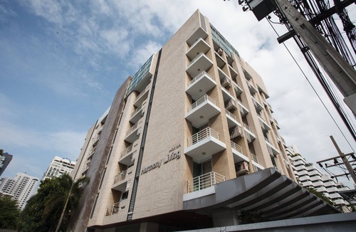 Khlong Toei Nuea Condo | 2B - Short-Term Rental Allowed - Downtown Bkk Serviced Apartment