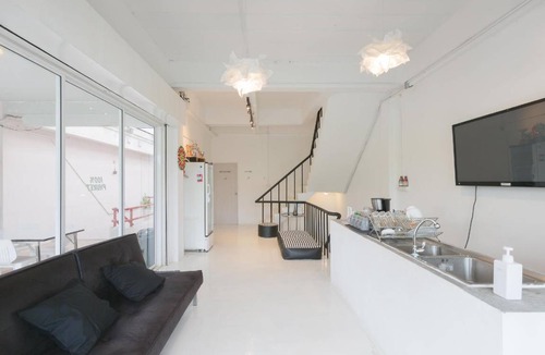 Talat Yai Hostel | 35 m² Hostel ∙ 127 guests