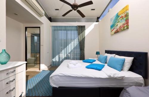 Laguna House | 3bdr Townhouse Laguna Park by CapitalPro 131