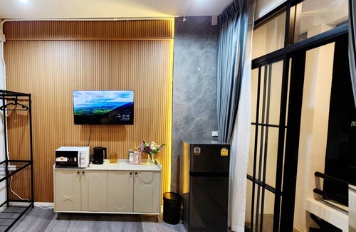 Bang Na House | 3BR Family House Bangna, 200 sqm, 6 Guests, Near BTS Bearing & BITEC