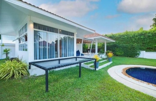 Maret House | 4 bedrooms villa with swimming pool and pool table