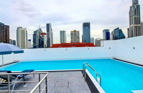 Khlong Toei Nuea Condo | 4B - Short-Term Rental Allowed - Downtown Bkk Serviced Apartment