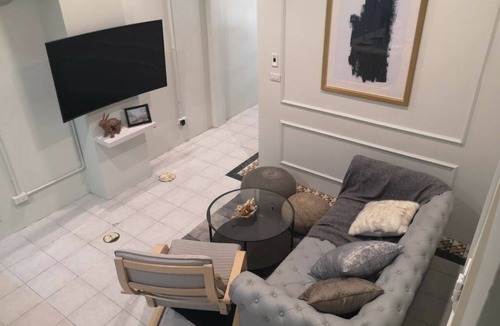 Phra Khanong House | 4BR Stylish home, Close to BTS ONNUT200m, Dowtown