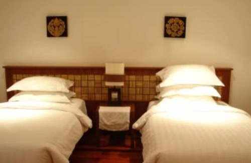 Maprao Island House | 5* Luxury Beech Villa on Phuket's only and most prestigious 5* Island Resort.