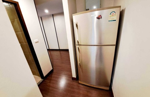 Khlong Toei Nuea Condo | 6C - Short-Term Rental Allowed - Downtown Bkk Serviced Apartment