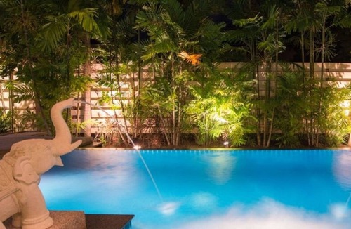 Nai Harn Villa | A Specious 3 Bedroom Pool Access Villa