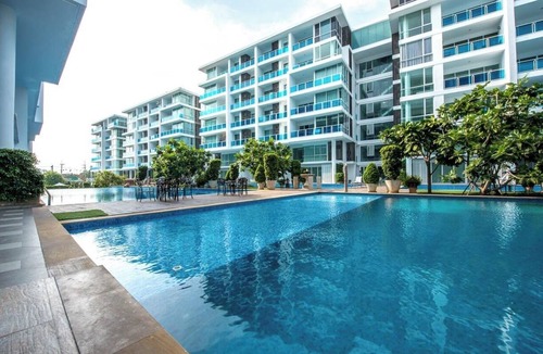 Khao Takiab Apartment | A106 2-bedroom apartment in serene with Playground