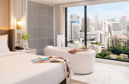 Nana Hotel | Aira Bangkok Sukhumvit 11 by Kingston Hotels