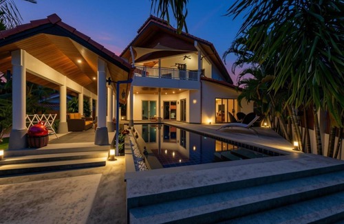 Rawai Villa | Amber Pool Villa Your private slice of paradise