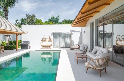 Thep Kasattri Villa | Anchan Flora Uniq