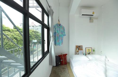 Thung Maha Mek Hostel | Apartment45 Hostel