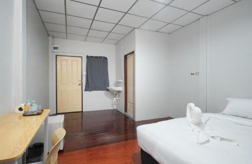 Ban Phan Thom Apartment | AT Pranakorn - แอทพระนครข้าวสาร