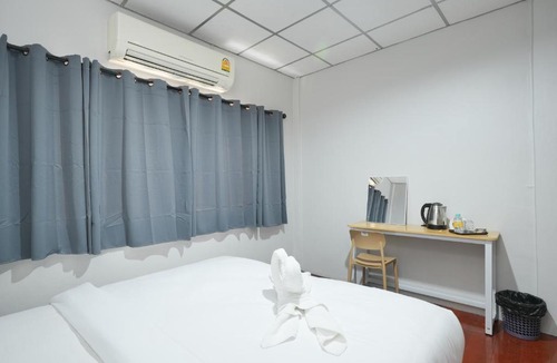 Ban Phan Thom Apartment | At Pranakorn Khaosan - แอท พระนคร ข้าวสาร