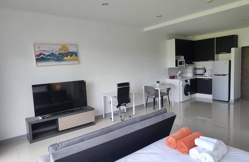 Karon Condo | AtKaronWithChada B311
