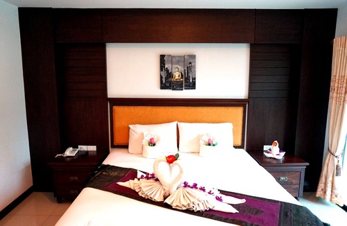 Jomtien Hotel | Aya Place