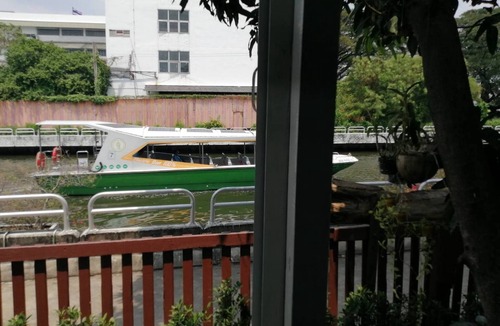 Ramkhamhaeng House | Baan Chay Klong-peaceful Canal Side2br Family Stay