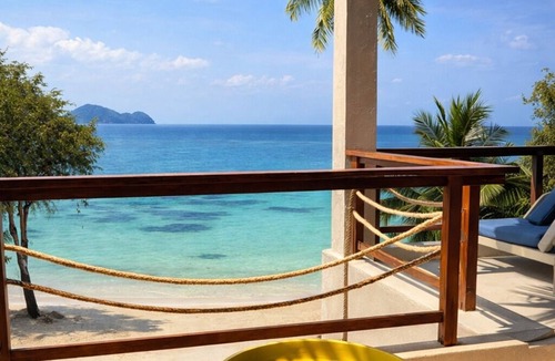 Haad Pleayleam Hotel | Baan Jai Dee Beach Front Hotel