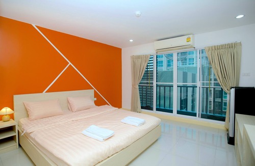 Phra Khanong Hotel | Baan Mek Mok
