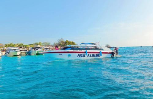 Siray Boat Rental | Baan Ni Khun