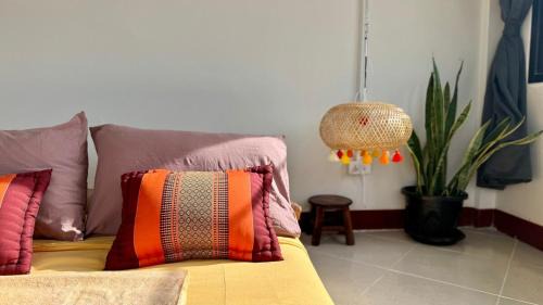 Wat Kanlaya Apartment | Baan PadSeeEw - Rooftop Riverview