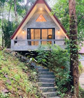Pa Klok House | Baan Rai Me Rak Organic Farmstay