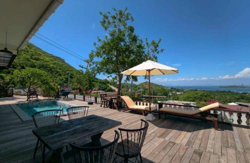 Koh Lan Villa | Baan Sahai Tone บ้านสหายโทน
