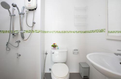 Ban Bo Han Hostel | Backpacker Street Airport Place