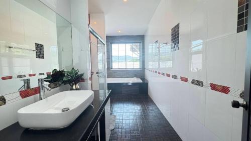 Kathu Villa | Ban Khuendee Pool Villa