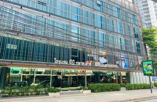 Suan Luang Hotel | BB Glass House Pattanakrn บีบี กลาสเฮ้าส์ พัฒนาการ