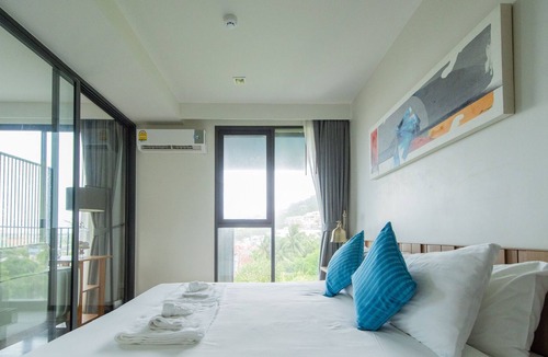 Patong Apartment | BEACH HOUSE Modern Condo 5min walk to Patong beach
