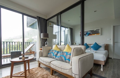Patong Apartment | BEACH HOUSE Modern Condo 5min walk to Patong beach