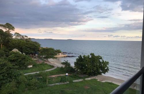 Mae Pim Apartment | Beachfront Escape Studio E265