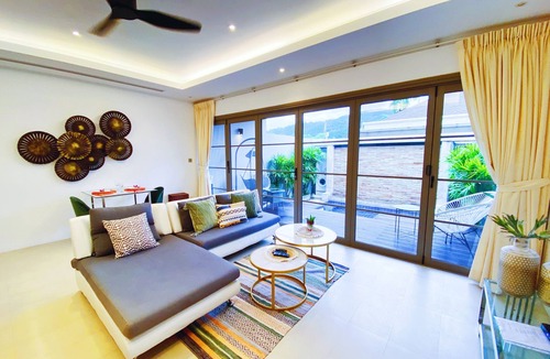Cherngtalay Villa | Beautiful 1br Plunge Pool Villa Walk To Bangtao Beach