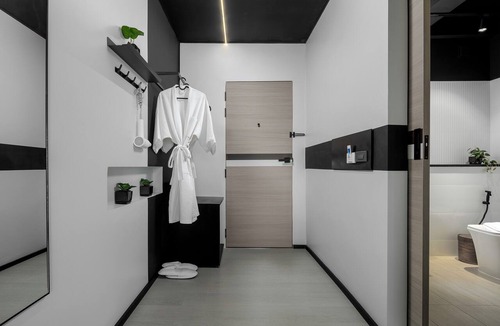 Chaweng City Center Hotel | BedTime Hotel Samui