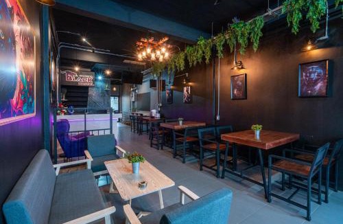 Talat Yai Hostel | Black Panther Hostel
